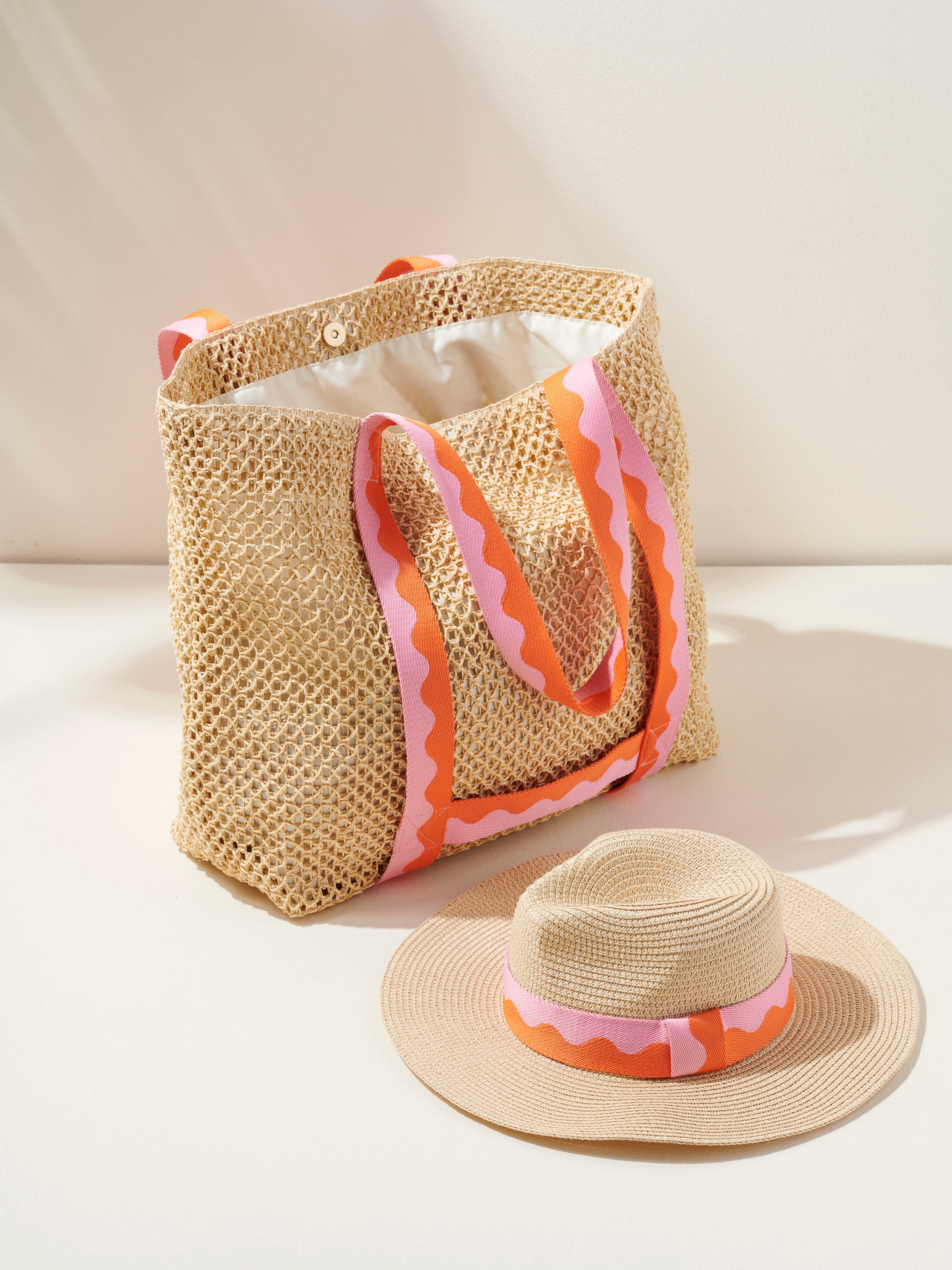 Shiraleah Antigua Tote And Hat Set PINK