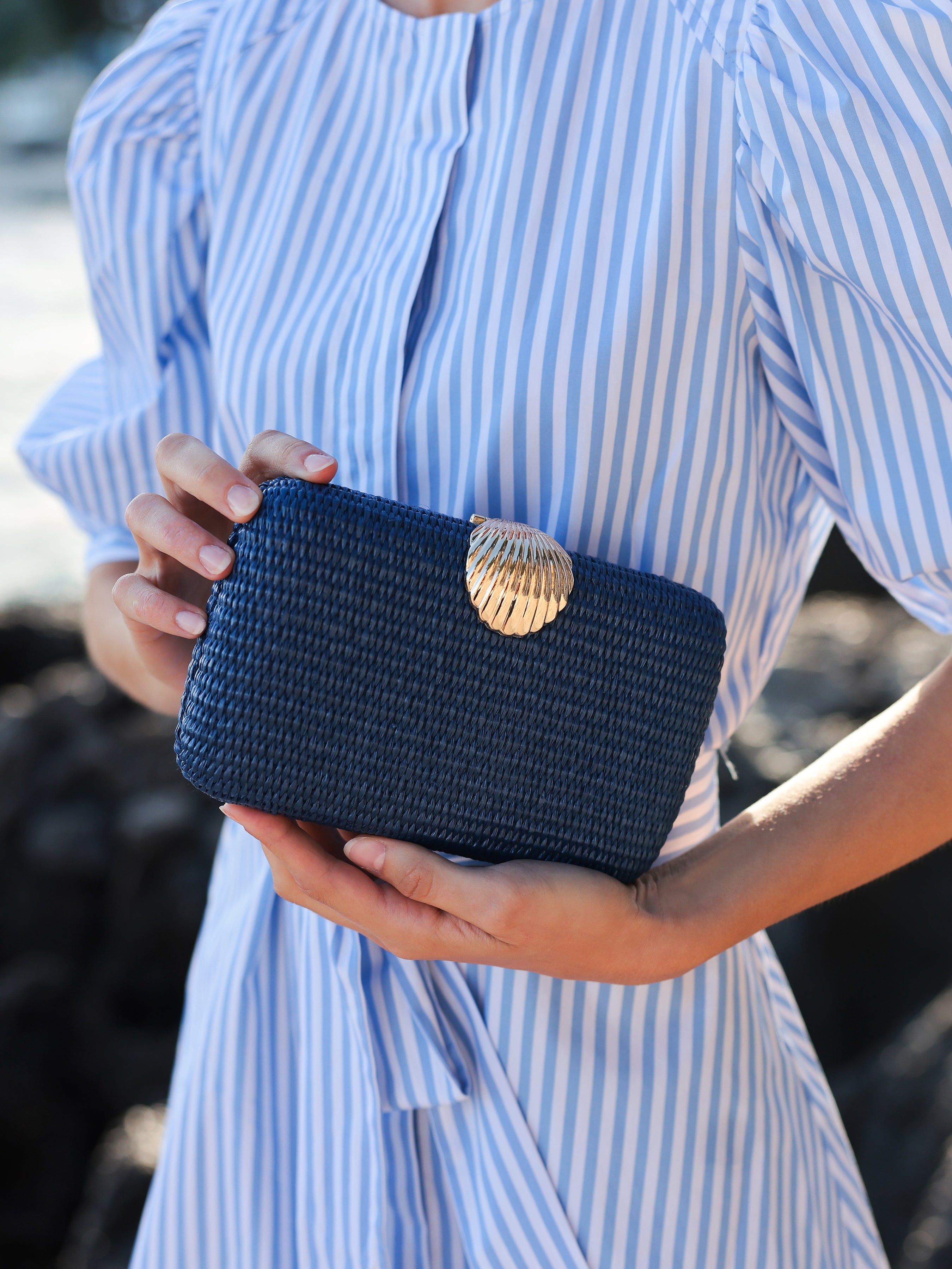 Shiraleah Coquille Minaudiere NAVY