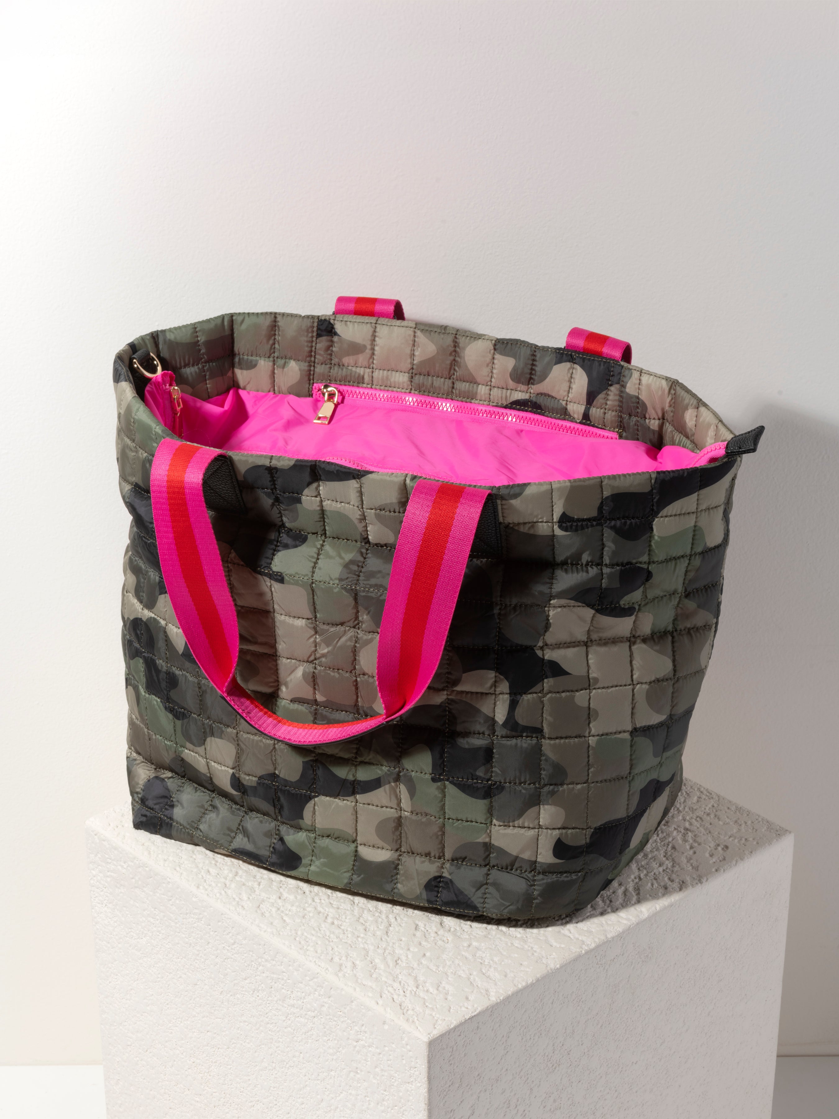 Shiraleah Ezra Travel Tote CAMO