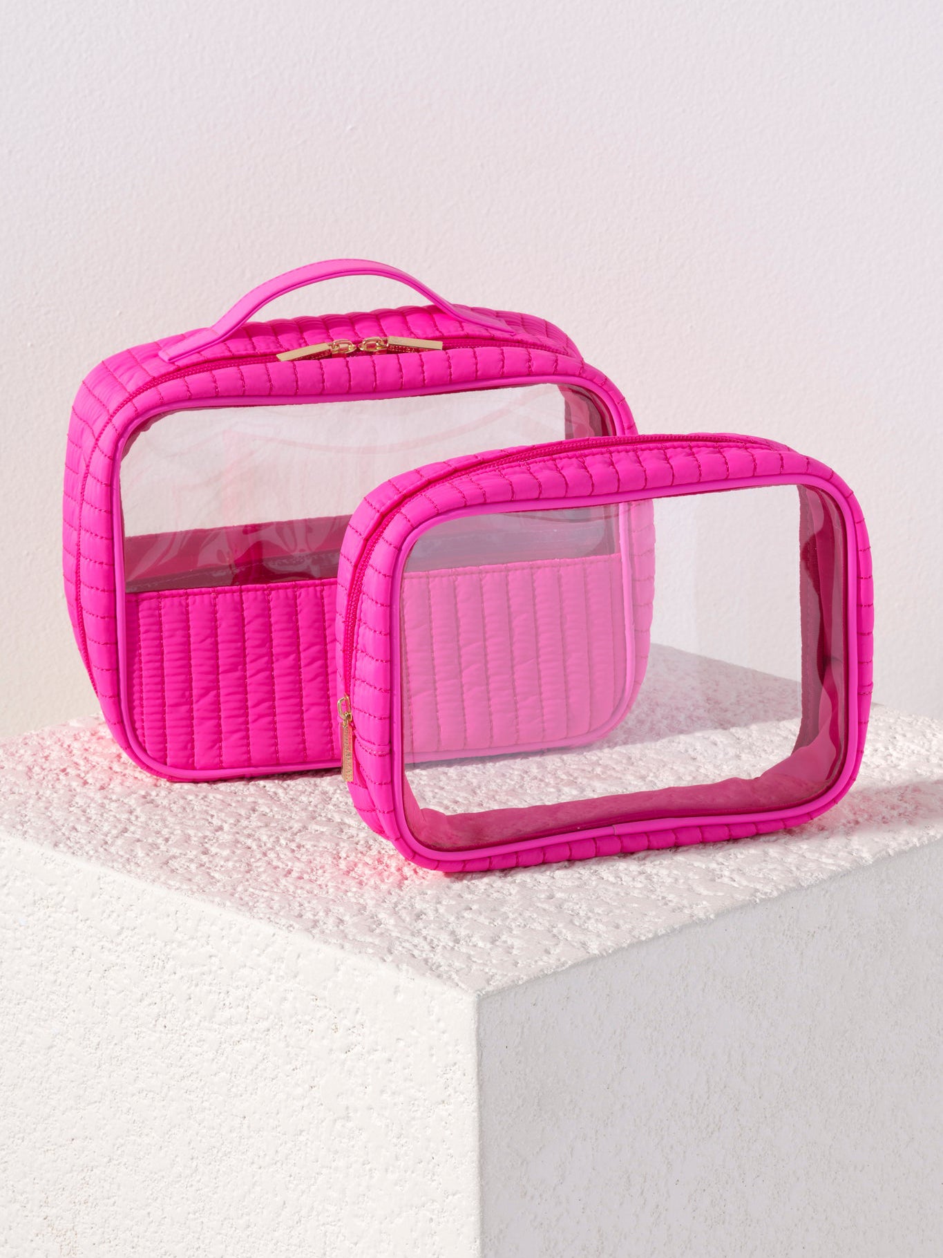 Shiraleah Ezra Set Of 2 Clear Cosmetic Cases MAGENTA