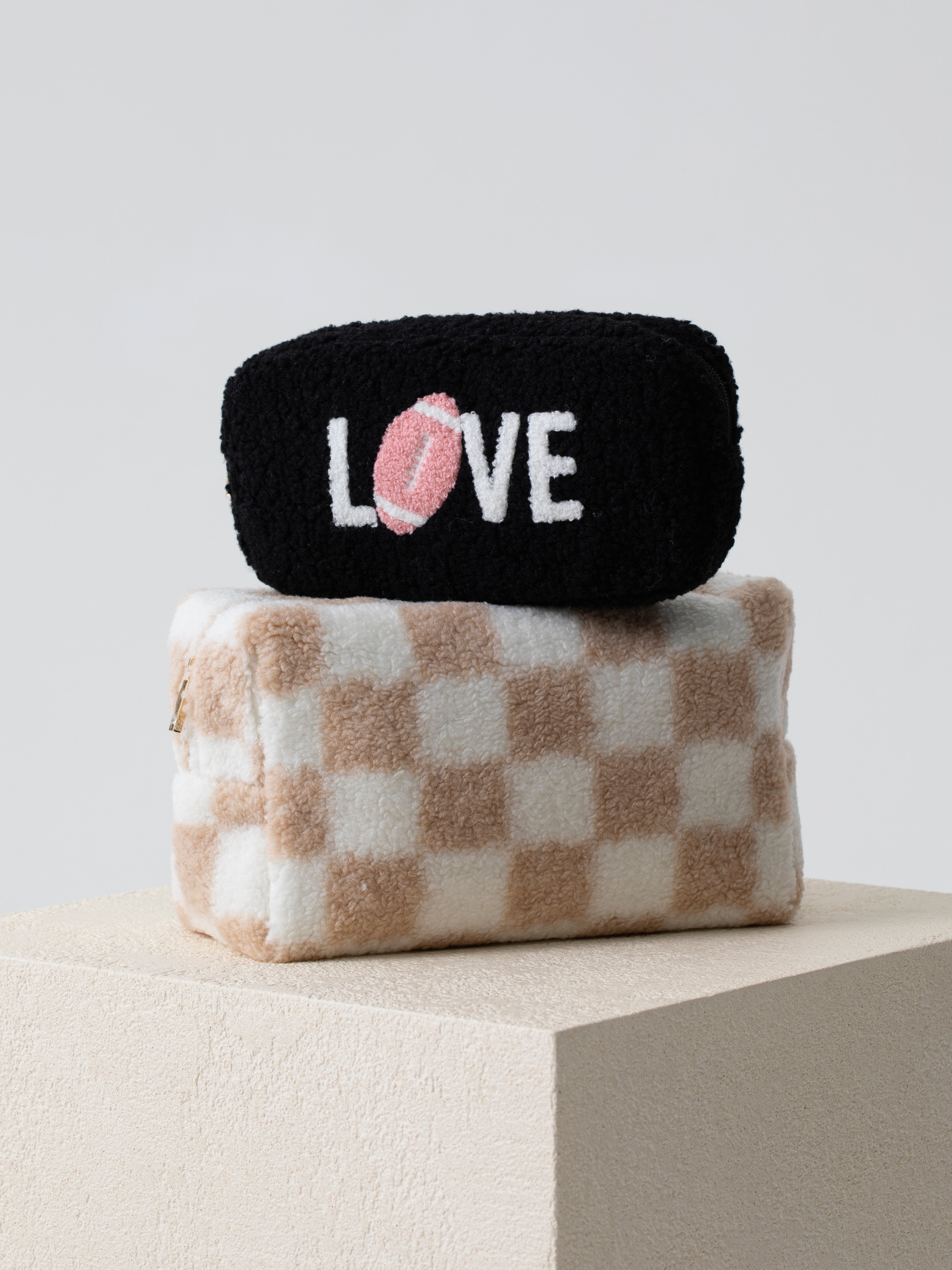 Shiraleah "Love" Sherpa Zip Pouch, Black