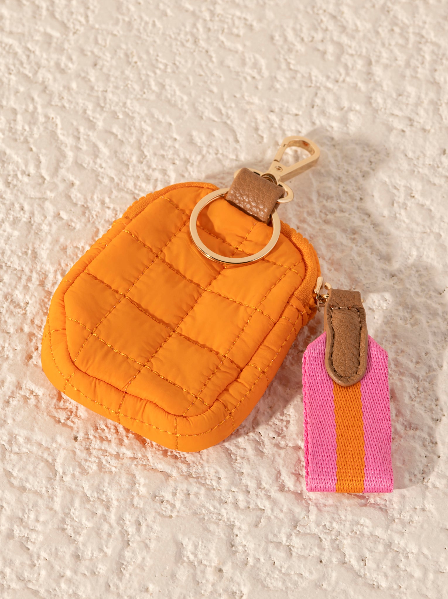 Shiraleah Ezra Clip-On Pouch ORANGE