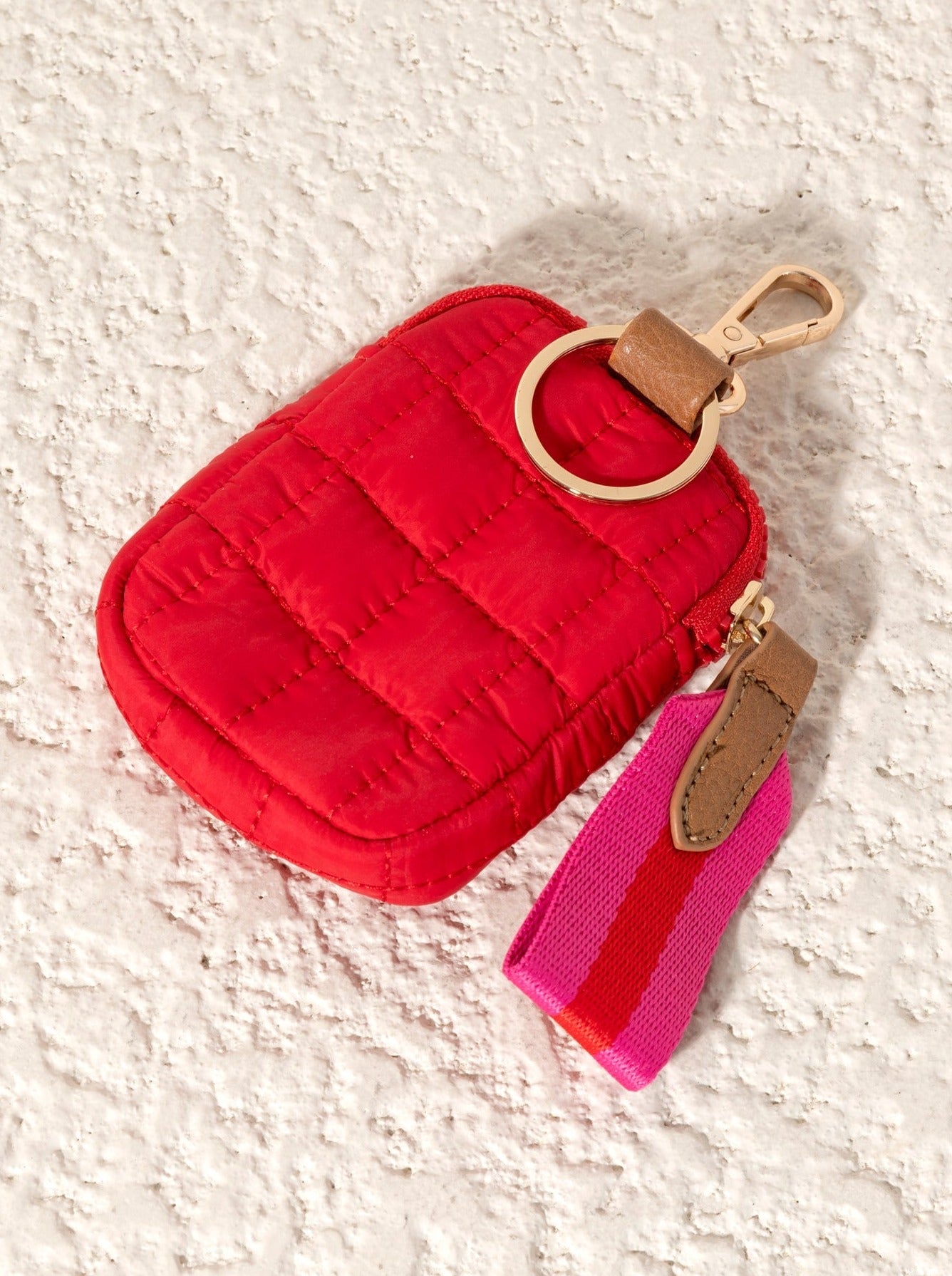 Shiraleah Ezra Clip-On Pouch RED