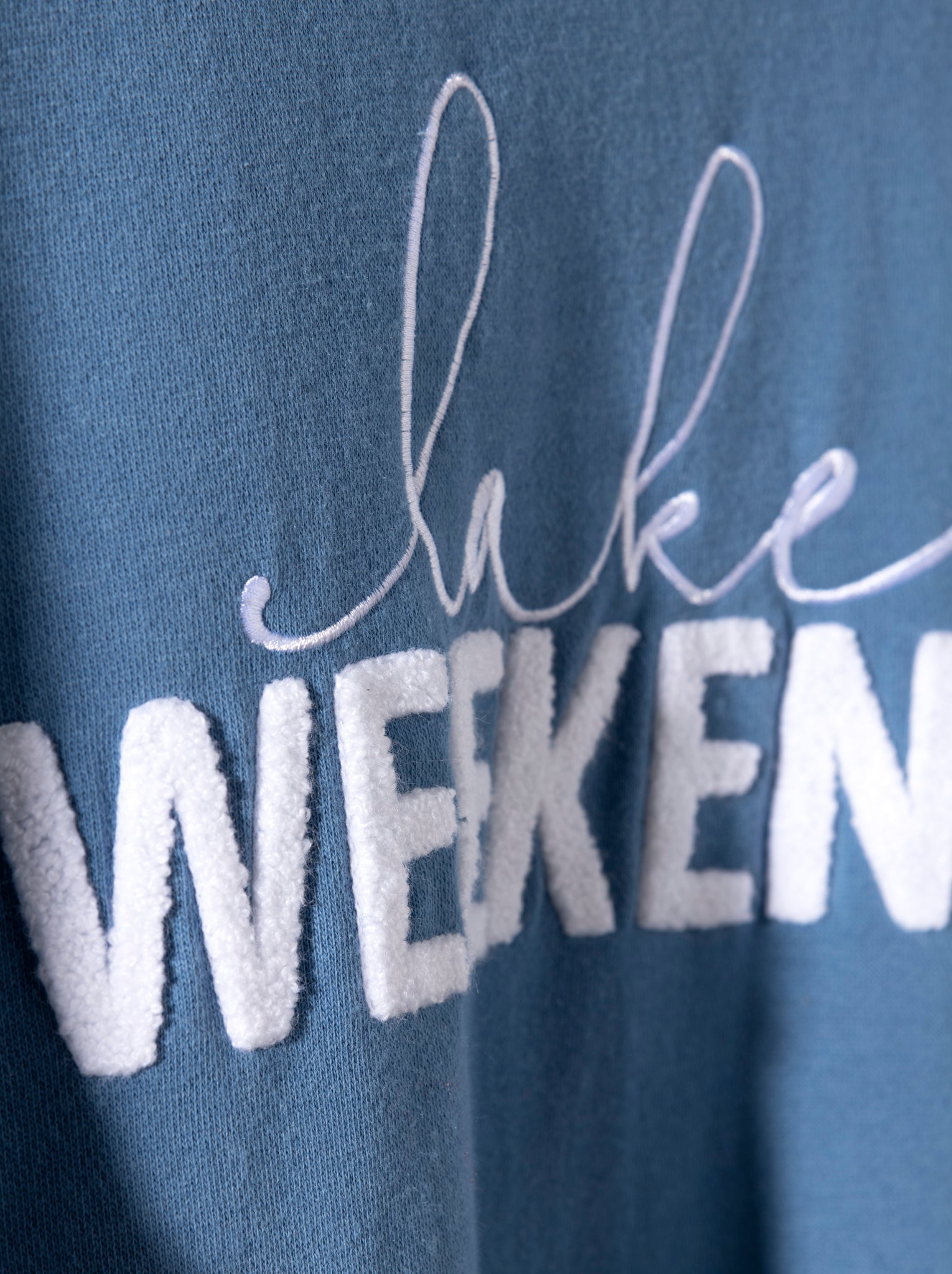 Shiraleah "Lake Weekend" Sweatshirt, Blue