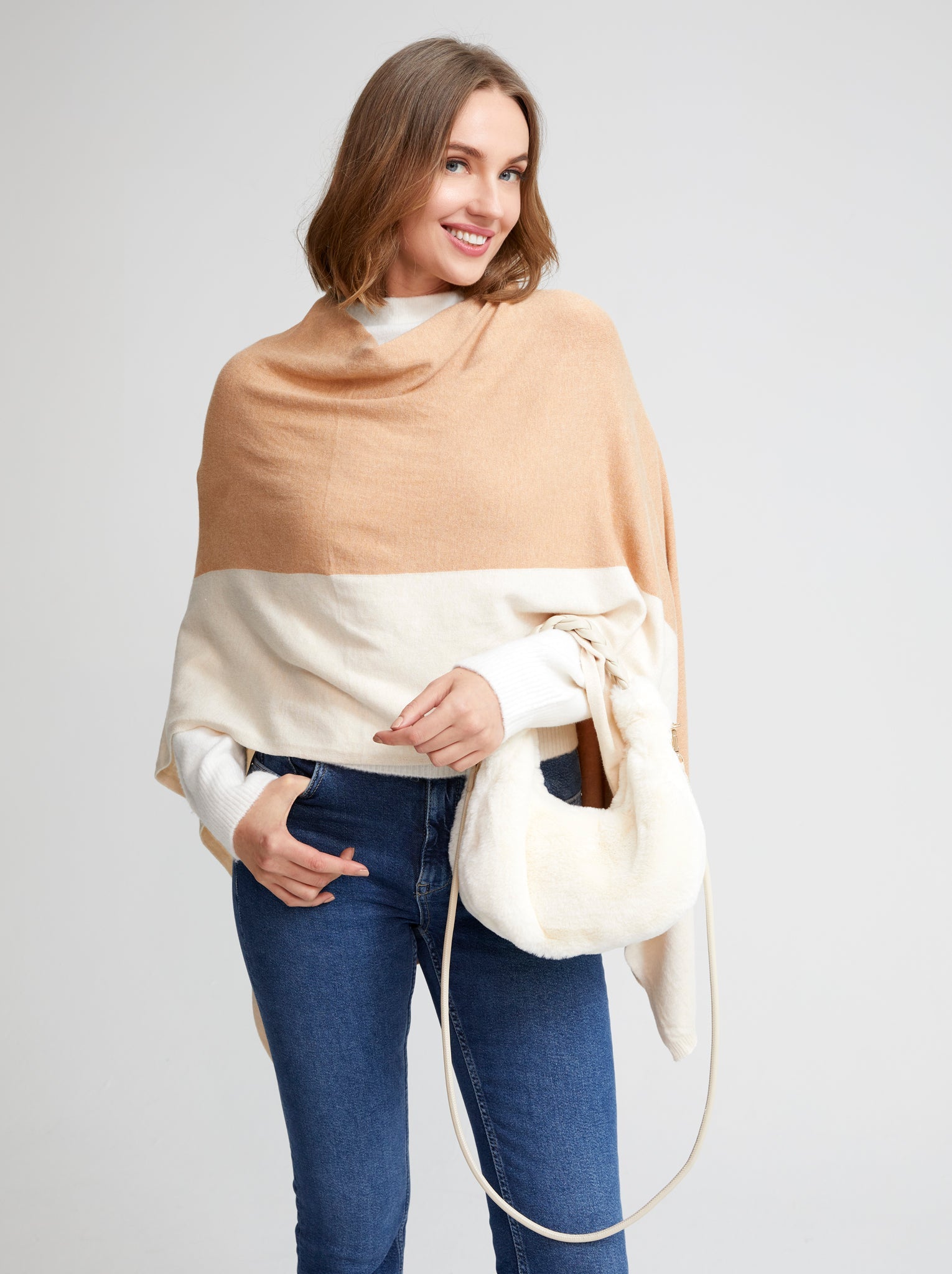 Shiraleah Moritz Mini Hobo, Ivory